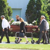 El desgarrador último adiós a la madre de Los Pimpinela
