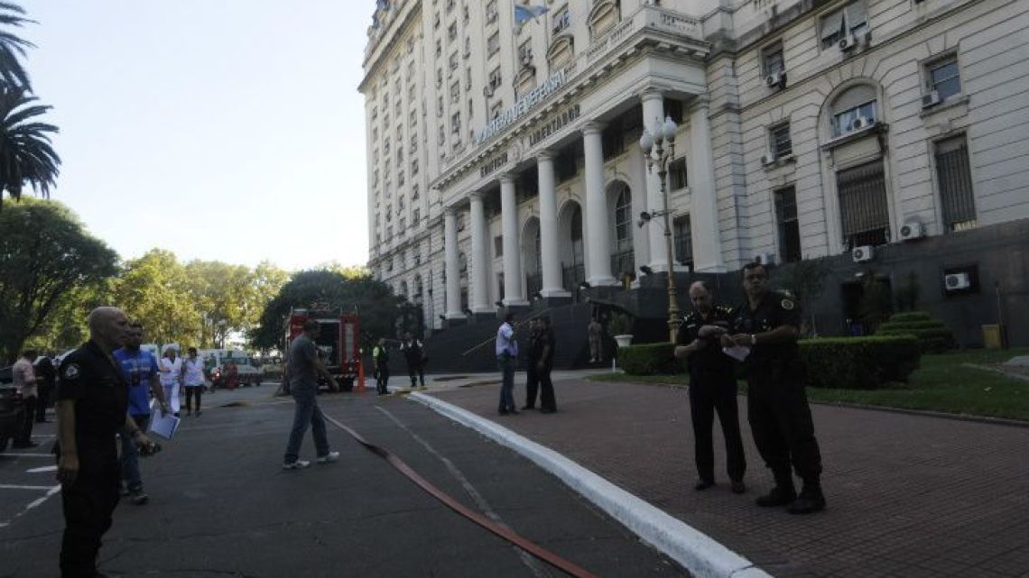 Edificio Libertador. | Foto:Cedoc.