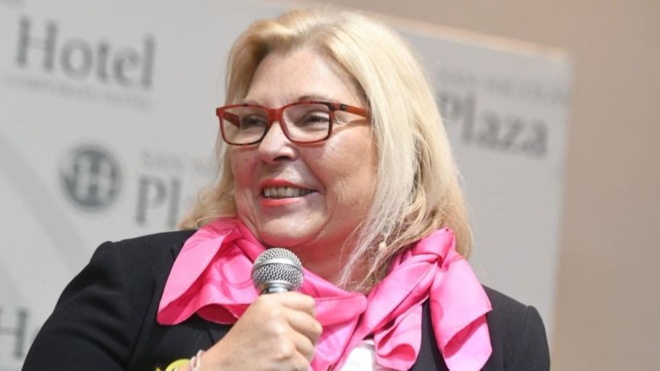 Carrió cargó contra los fabricantes de medicamentos.