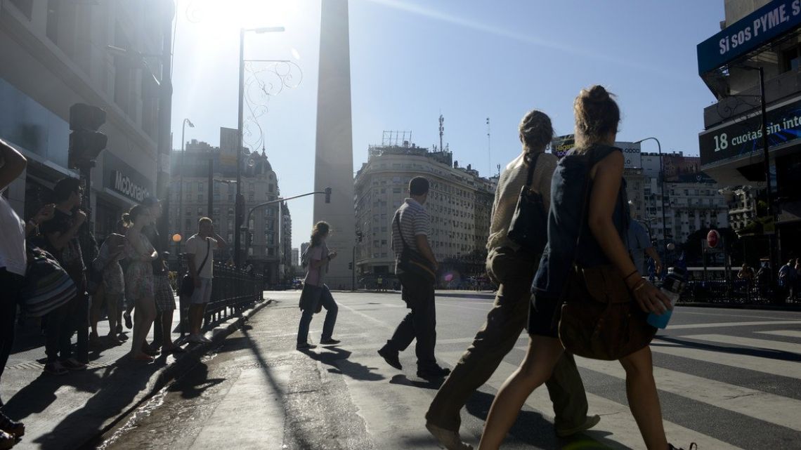 Temperaturas Alcanzaron R Cord Hist Rico En Ciudad De Buenos Aires Y 17   Clima Buenos Aires Lluvia Calor 893176 