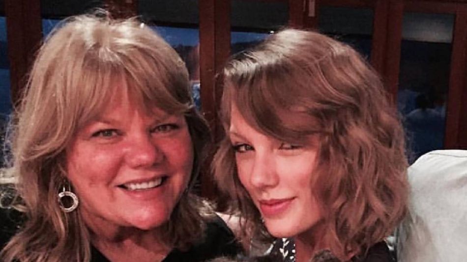Taylor Swift y su madre