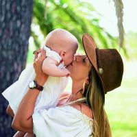 Luisa Drozdek presenta a su primera hija, Delfina, de cinco meses
