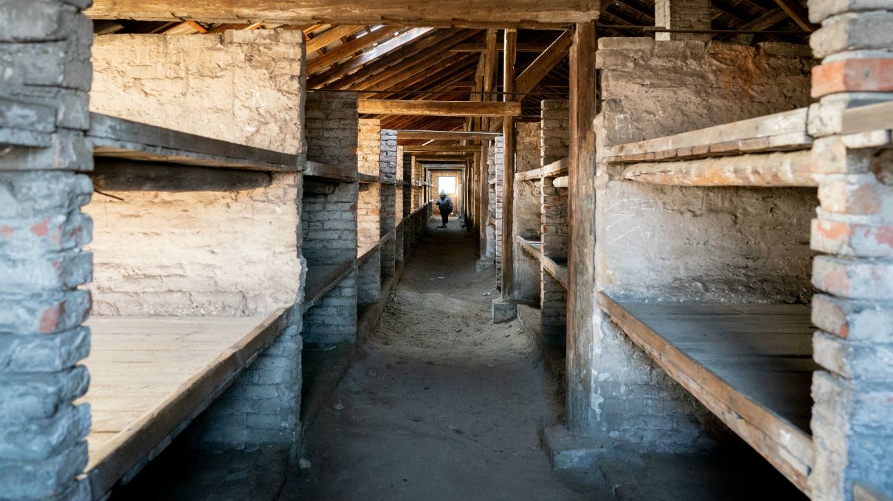 El campo de la muerte de Auschwitz, construido en 1940 por el nazismo en Polonia, sigue siendo el símbolo del horror de la Segunda Guerra Mundial y del Holocausto.