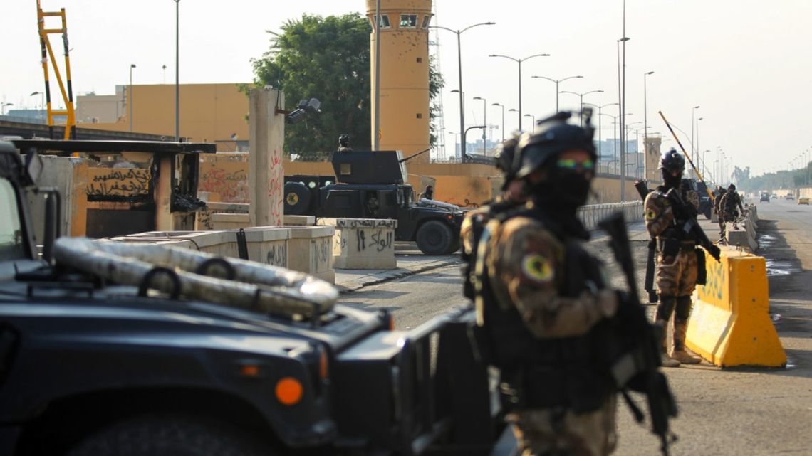Tres cohetes impactaron en la embajada de Estados Unidos en Bagdad | Perfil