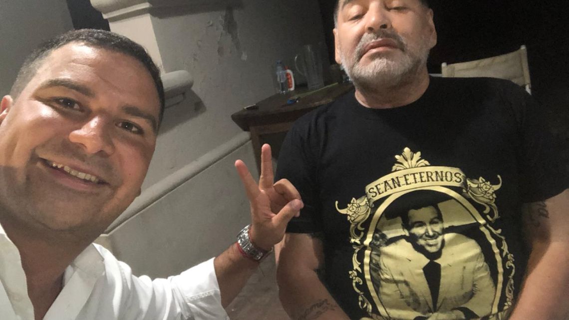 Diego Maradona con el diputado Rodríguez Saá | Foto:Cedoc