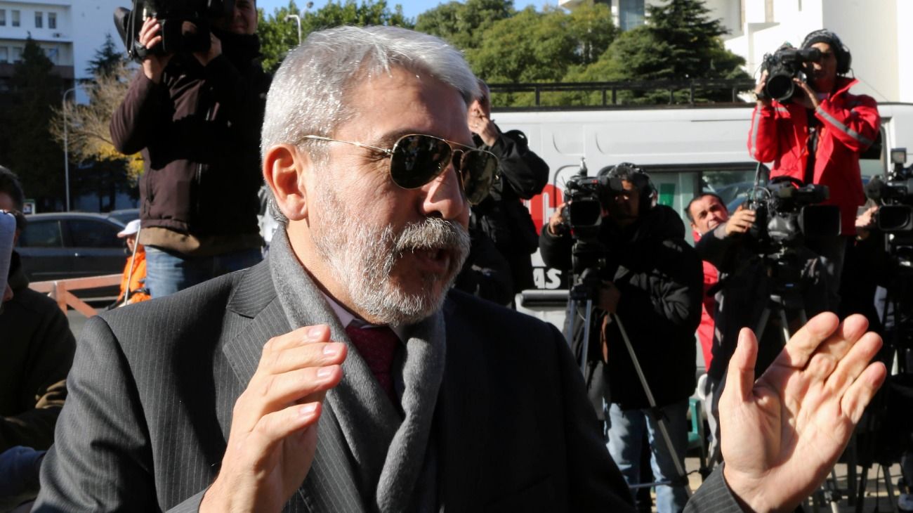 Aníbal Fernández: "Si hay media palabra que Macri tenga 