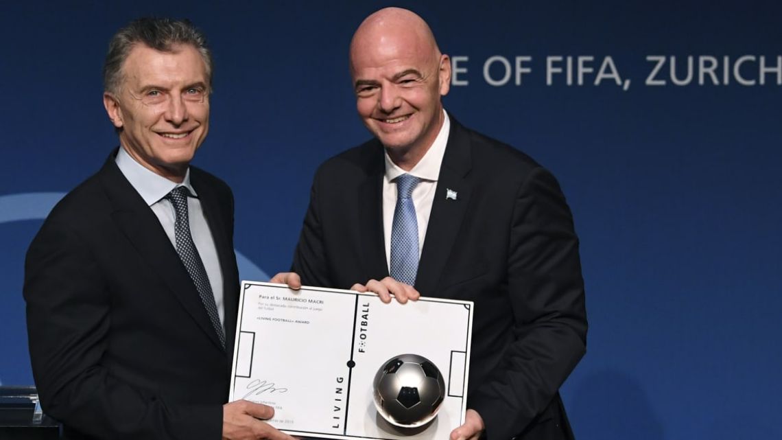 Mauricio Macri y Gianni Infantino, de la FIFA. | Foto:Cedoc.
