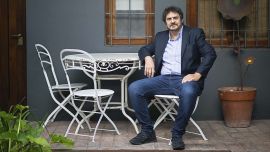 Felipe Pigna presentó su último libro en Pinamar.