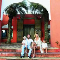 Jimena Buttigliengo presenta a su esposo y sus hijos en Punta del Este