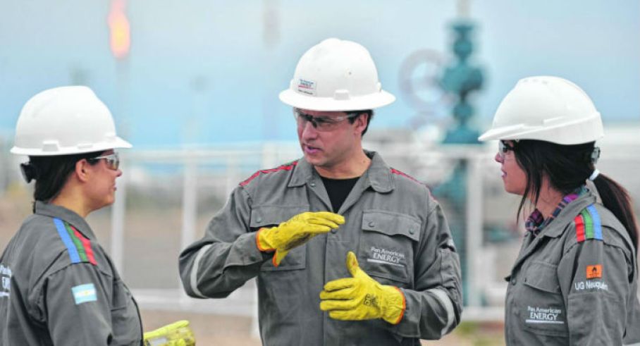 0207-petroleo-00