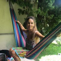 Juana Viale hizo arder las redes con una foto hot de espaldas a la cámara
