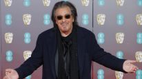 Al Pacino se cayó en la alfombra roja de los BAFTA