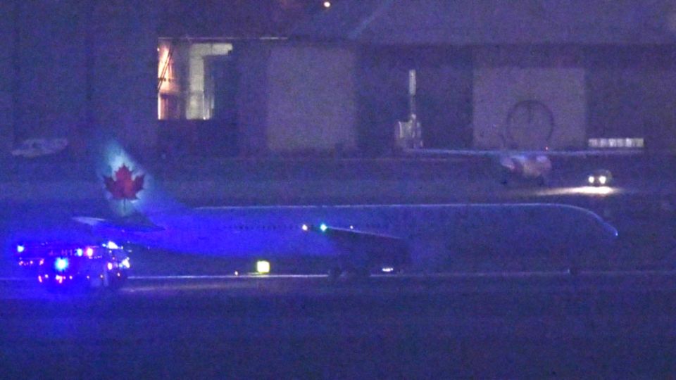 El avión aterrizado en el aeropuerto de Madrid