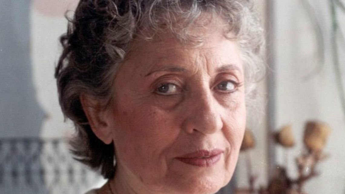 Activist Berta Shubaroff died at 92 years old.