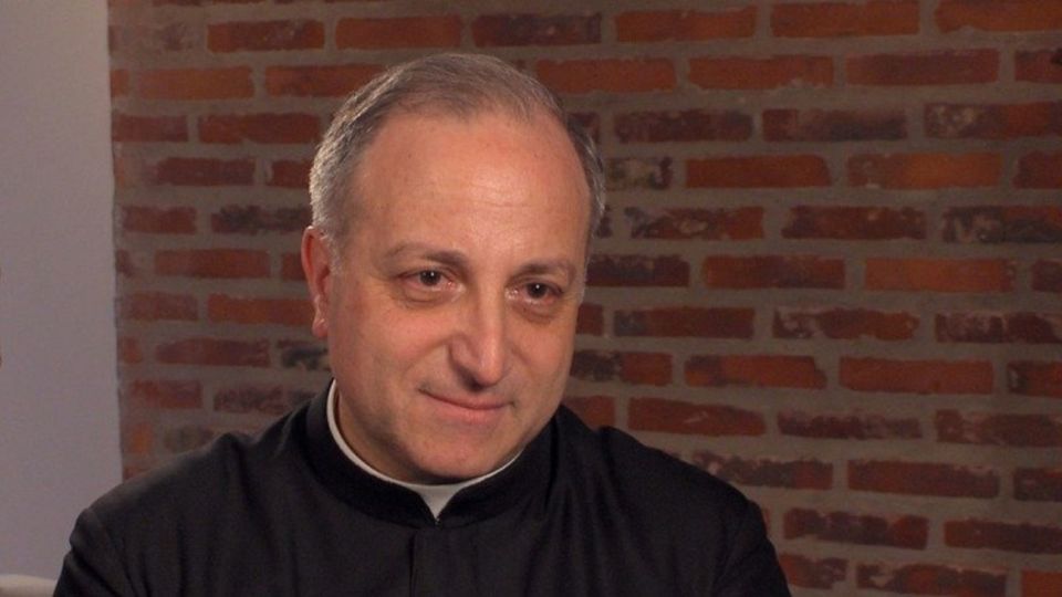 Roberto Juan Yannuzzi, el sacerdote argentino destituido por el Papa Francisco por abuso sexual.