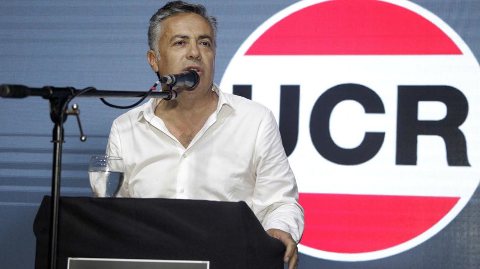 Cornejo, hablando en la cumbre de dirigentes radicales en Mar del Plata.