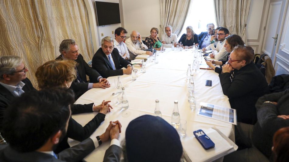 El Presidente en París con DDHH 20200206