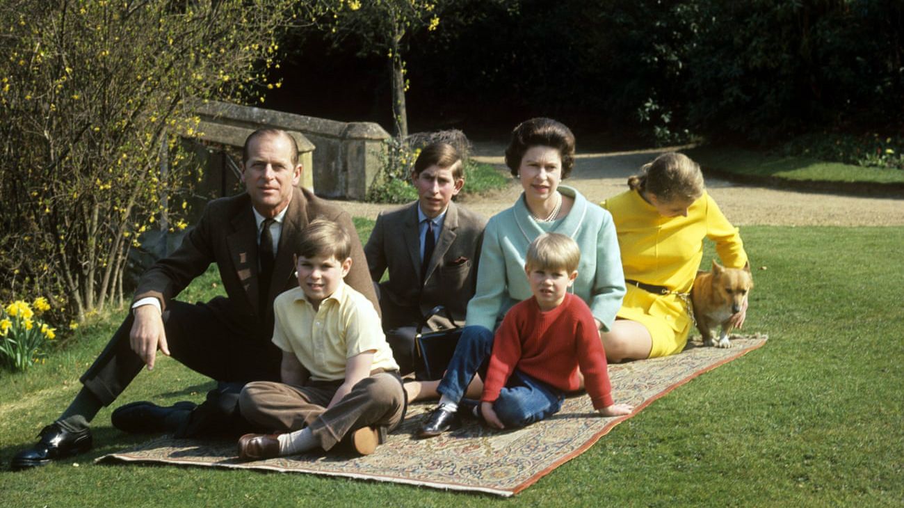 La vida de la reina Isabel II en fotos.