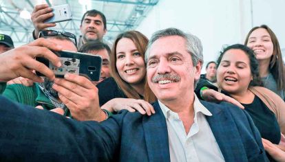 Selfie. Se congeló la fotografía de los comicios. Quienes apoyaban lo siguen haciendo; quienes se oponen, se siguen oponiendo.
