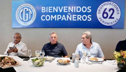 Voz discordante. El jueves, Barrionuevo brindó su tradicional asado en Mar del Plata, donde repartió críticas para varios sectores.