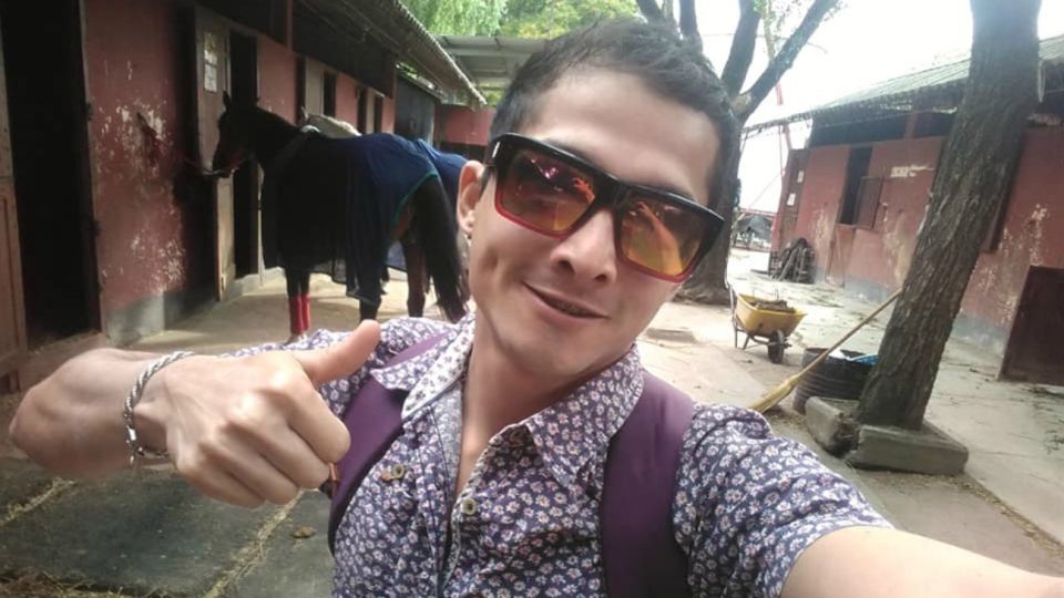 Cristian Moreno Garzón es veterinario colombiano y está en grave estado
