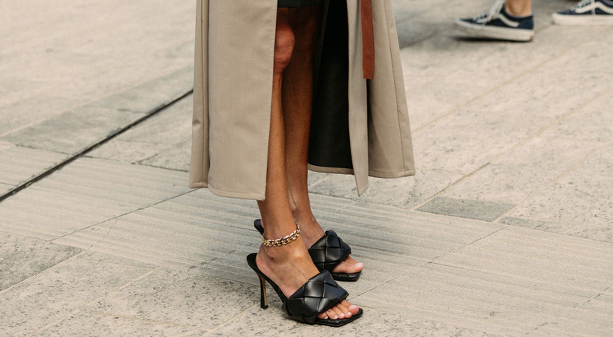ropa hotel ajustar Marie Claire | Zapatos con punta cuadrada: una moda que llegó para quedarse