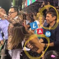 Cinthia Fernández en los Carnavales de Corrientes con un funcionario 