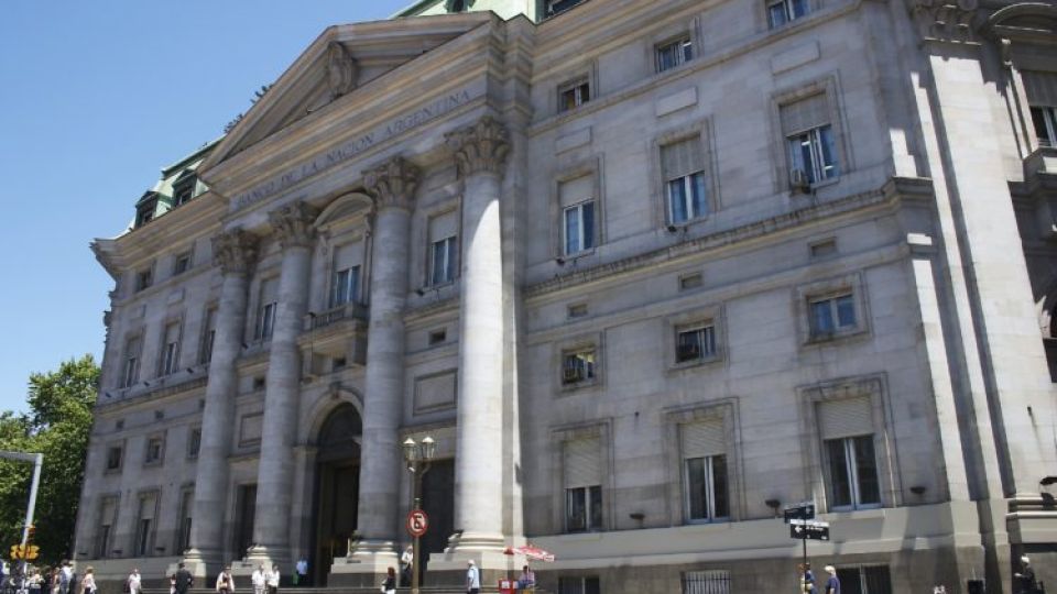 Una teoría sostiene que los bancos son jugadores demasiado grandes del sistema económico