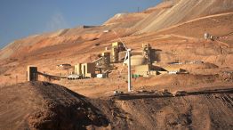 Día a día de los trabajadores en una mina de oro 20200212