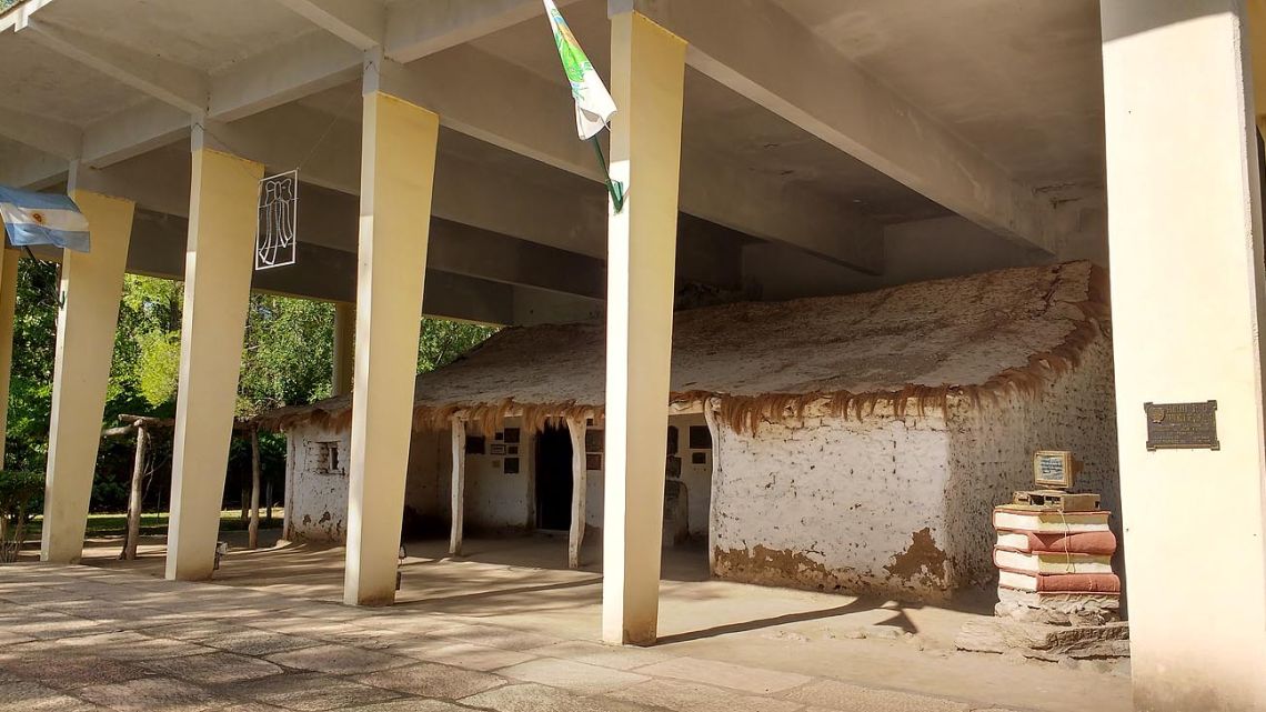 Así es la primera escuela que fundó Sarmiento a los 15 años Perfil