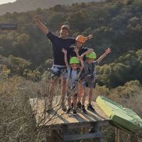Tras descansar con Eugenia Suárez, Benjamín Vicuña llevó a sus hijos de vacaciones
