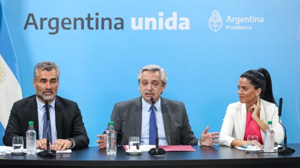Alejandro Vanoli, Alberto Fernández y Luana Volnovich anunciaron las novedades desde Casa Rosada.