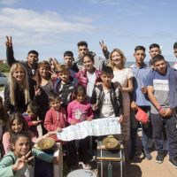 Fabiola Yañéz en la Costa Argentina