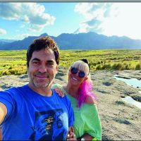 Ya no se ocultan: Valeria Lynch y Mariano Martínez juntos de vacaciones