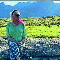 Ya no se ocultan: Valeria Lynch y Mariano Martínez juntos de vacaciones