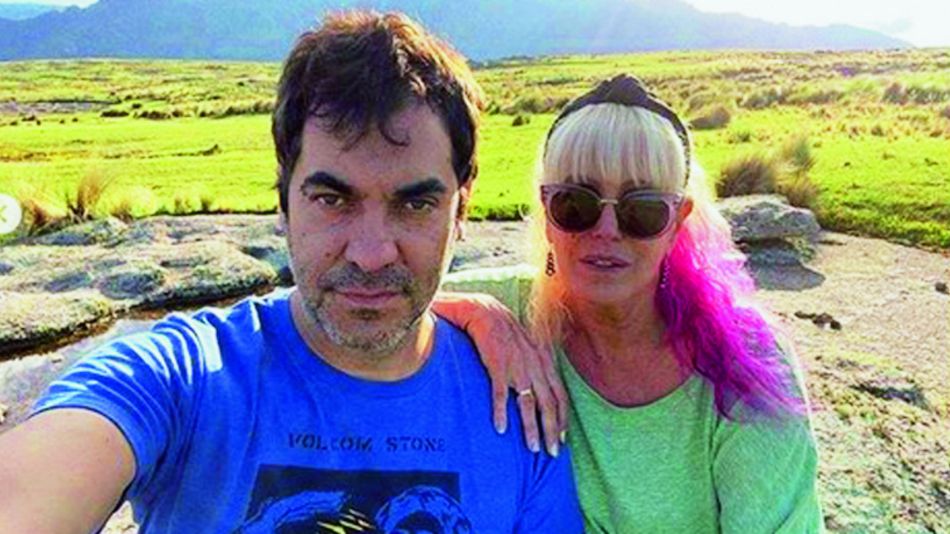 Ya no se ocultan: Valeria Lynch y Mariano Martínez juntos de vacaciones