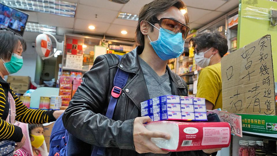 Miedo al otro. “La paranoia se convierte, como casi todo, en un suculento negocio”.
