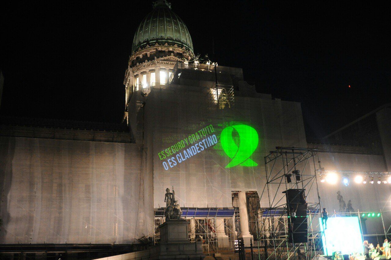 Marcha en pro del aborto legal frente al Congreso, este 19 de febrero.