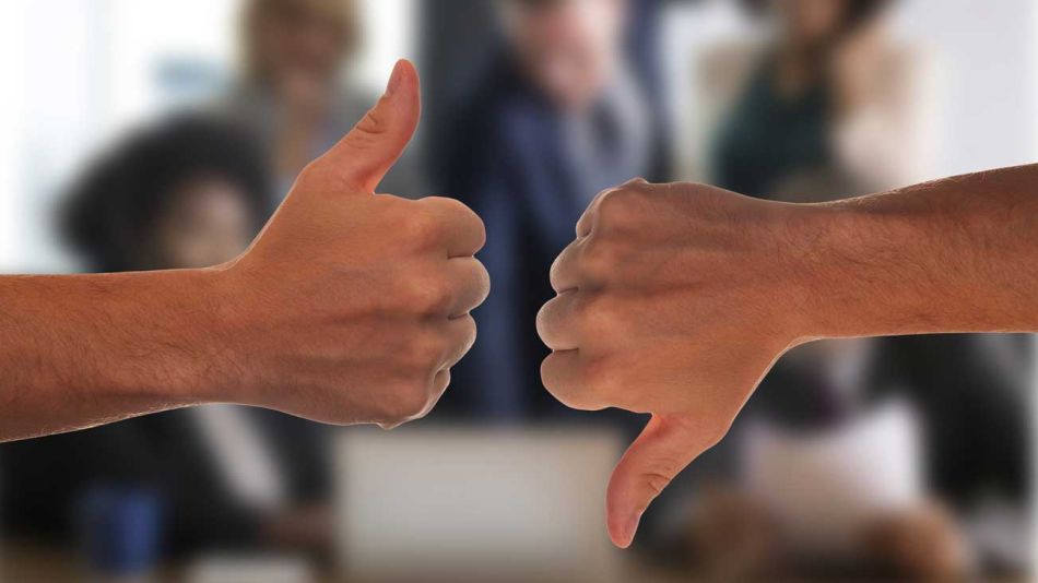 imagen negativa positiva pulgares manos