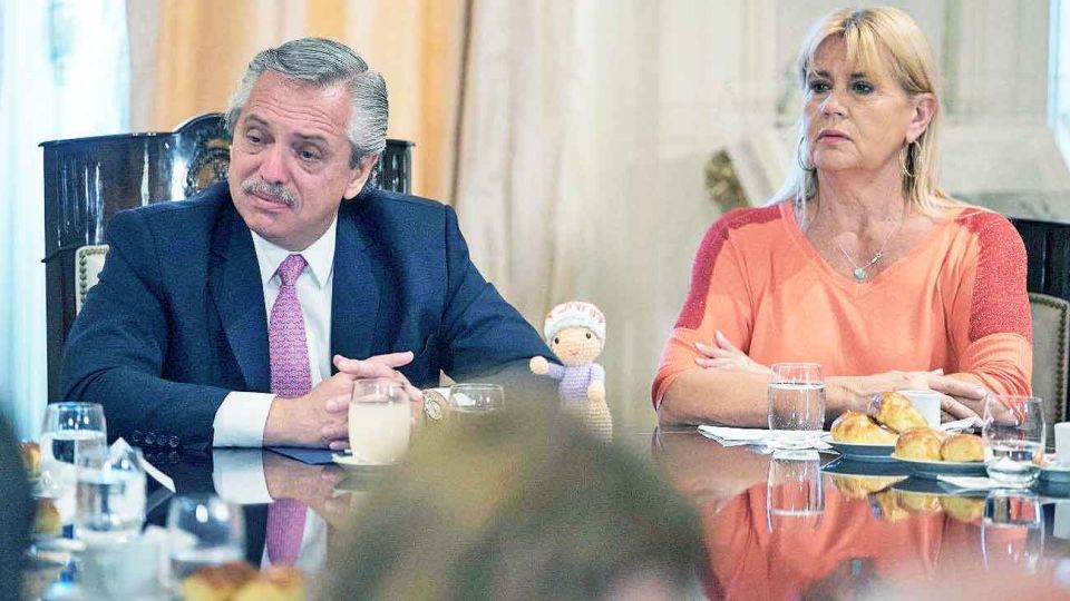 Idea. El presidente Alberto Fernández y la ministra Marcela Losardo defendieron un proyecto que generó polémicas.