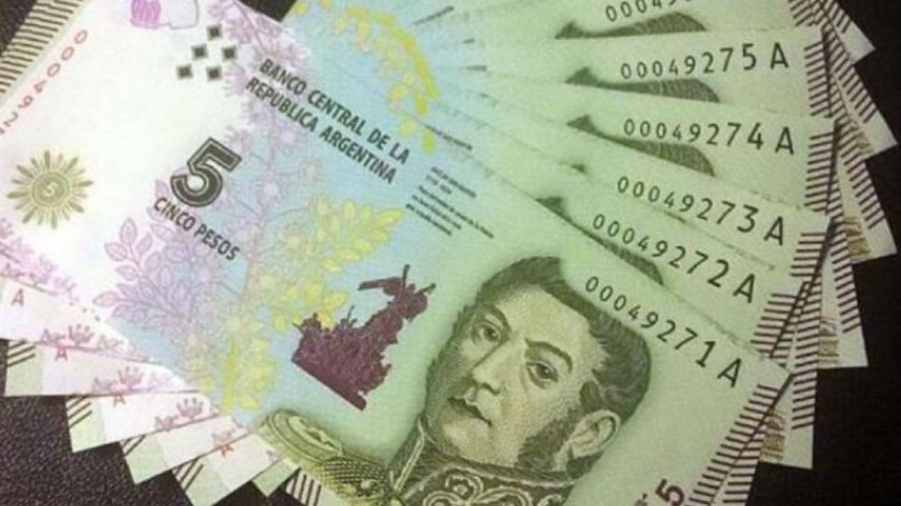 Los billetes de 5 pesos deben ser aceptados en comercios hasta el 29 de febrero. En los bancos, se podrán cambiar hasta el 31 de marzo de 2020. 