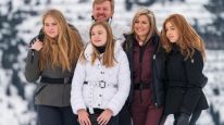  Máxima de Holanda y su familia en Lech am Arlberg, Austria. 