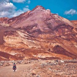 Nuestros bikers desafían el Abra de Acay, un reto extremo a 4.700 metros de altura.