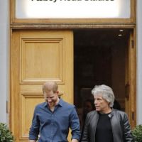 Un rockstar: el príncipe Harry se animó a cantar con Jon Bon Jovi