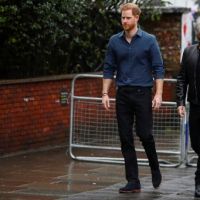 Un rockstar: el príncipe Harry se animó a cantar con Jon Bon Jovi