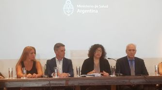 Conferencia de Carla Vizotti, secretaria de acceso a la Salud y otros funcionarios por el Coronavirus, el Dengue y el Sarampión