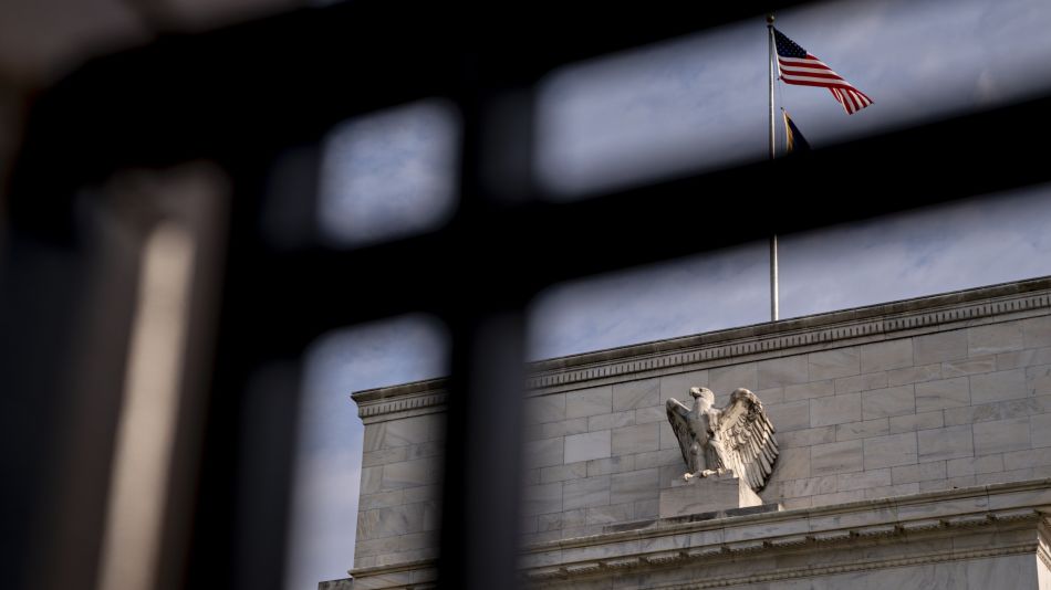 For First Time in 150 Years, World's Benchmark Bond Is Sub-1%