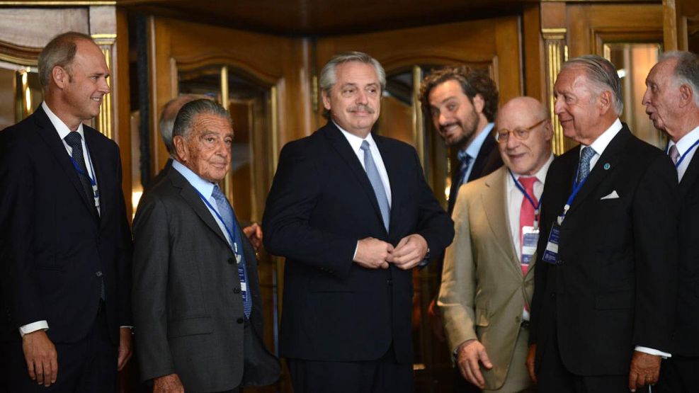 Alberto Fernández con empresarios de CICYP 20200304
