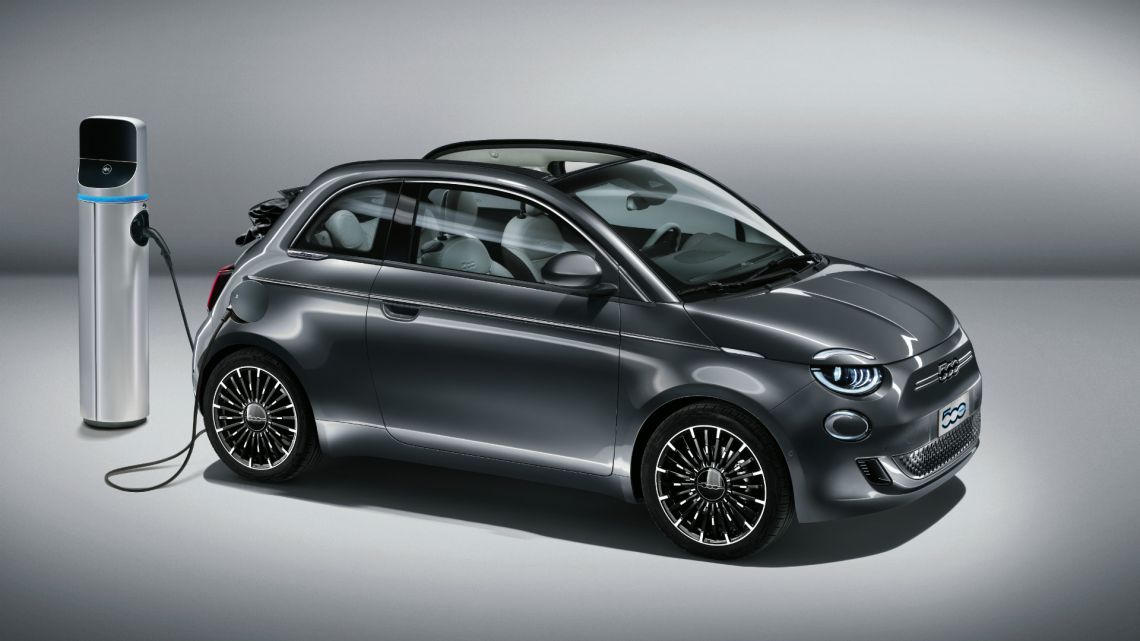 El Fiat 500 ahora es eléctrico Parabrisas