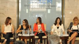 Funcionarias en la Sigen.